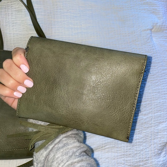 Anthropologie green leather purse - Picture 14 of 16